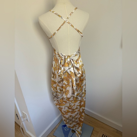 Gold and White Silk Maxi Dress - Picture 3 of 6